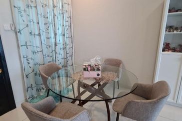 Bangsar South Condominium ( Saville@The Park Bangsar) Freehold Partially Furnished 1019 sq.ft For Sale RM 650,000