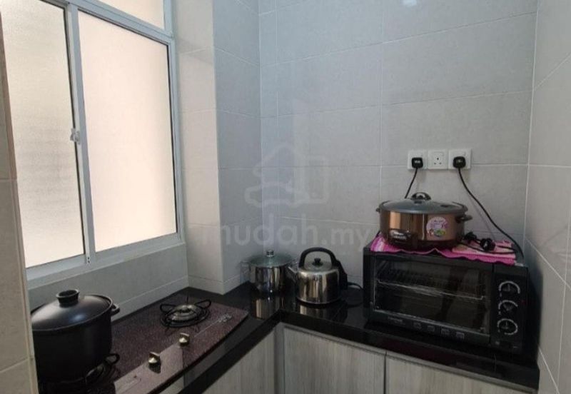Bangsar South Condominium ( Saville@The Park Bangsar) Freehold Partially Furnished 1019 sq.ft For Sale RM 650,000