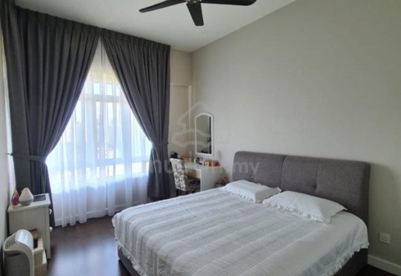 Bangsar South Condominium ( Saville@The Park Bangsar) Freehold Partially Furnished 1019 sq.ft For Sale RM 650,000