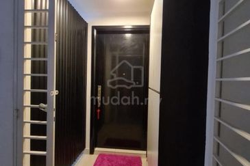 Bangsar South Condominium ( Saville@The Park Bangsar) Freehold Partially Furnished 1019 sq.ft For Sale RM 650,000