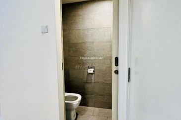 Mont Kiara Service Residence @ The Arte Freehold Fully Furnished For Sale RM 750,000