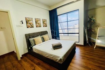 Mont Kiara Service Residence @ The Arte Freehold Fully Furnished For Sale RM 750,000