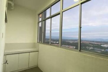 Ascotte Boulevard Condominium