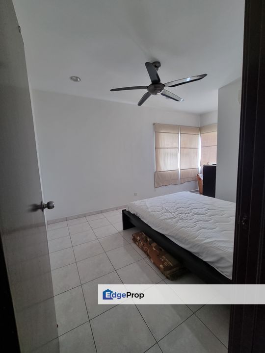 Near LRT Desa Impiana@ Puchong Prima Fully Furnished + Renovated Unit, Selangor, Puchong