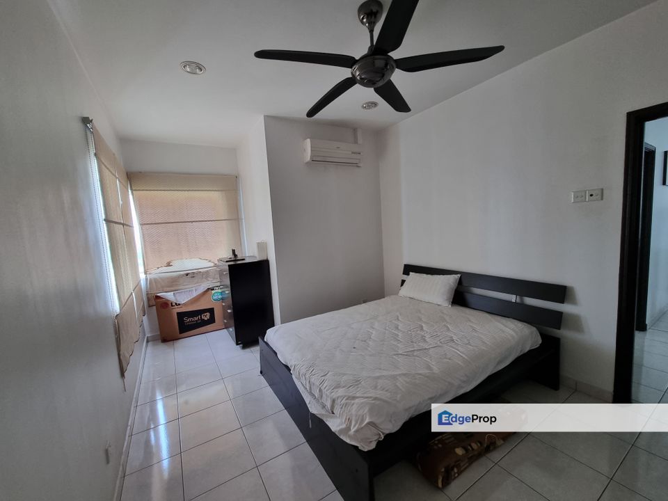 Near LRT Desa Impiana@ Puchong Prima Fully Furnished + Renovated Unit, Selangor, Puchong