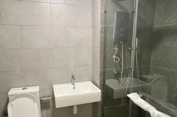 Meta Residence @ Meta City