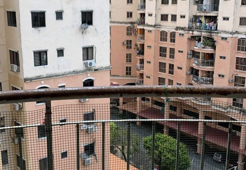 Saujana Ria Apartment