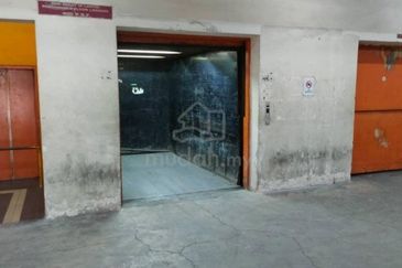 Warehouse for Rent at Kompleks Sentral, Segambut, Kuala Lumpur