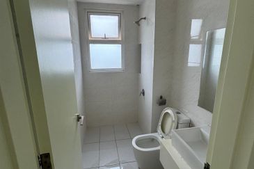 Aurora Tower @ Eco Sky