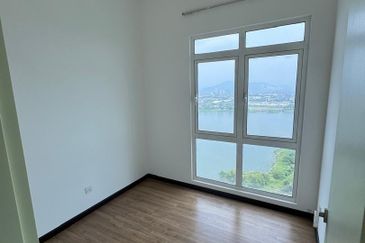 Aurora Tower @ Eco Sky