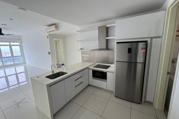 Aurora Tower @ Eco Sky