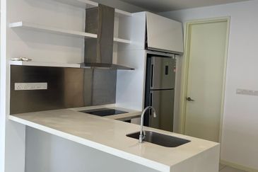 Aurora Tower @ Eco Sky