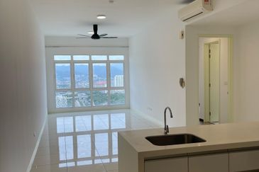 Aurora Tower @ Eco Sky