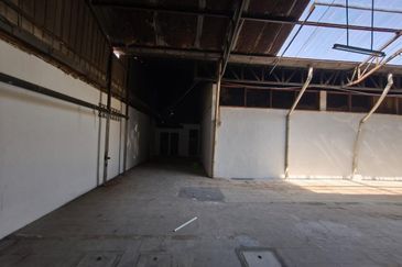 Factory at Taman Perindustrian Merlimau Melaka for Rent