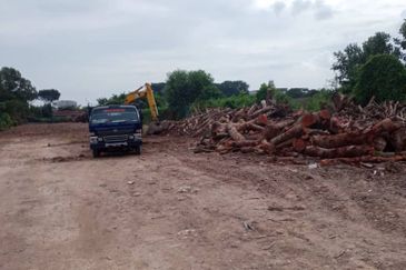 Land in Semabok Melaka Tengah for sale