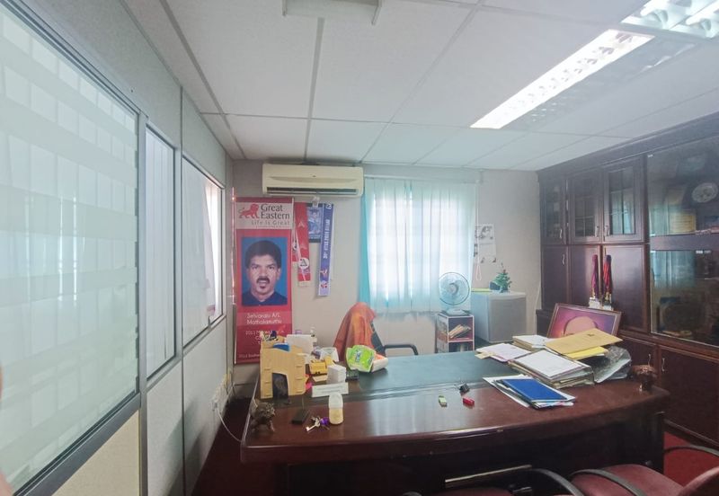 Nice Second Floor Fully Furnish Office @ Plaza Mahkota Melaka for Sale