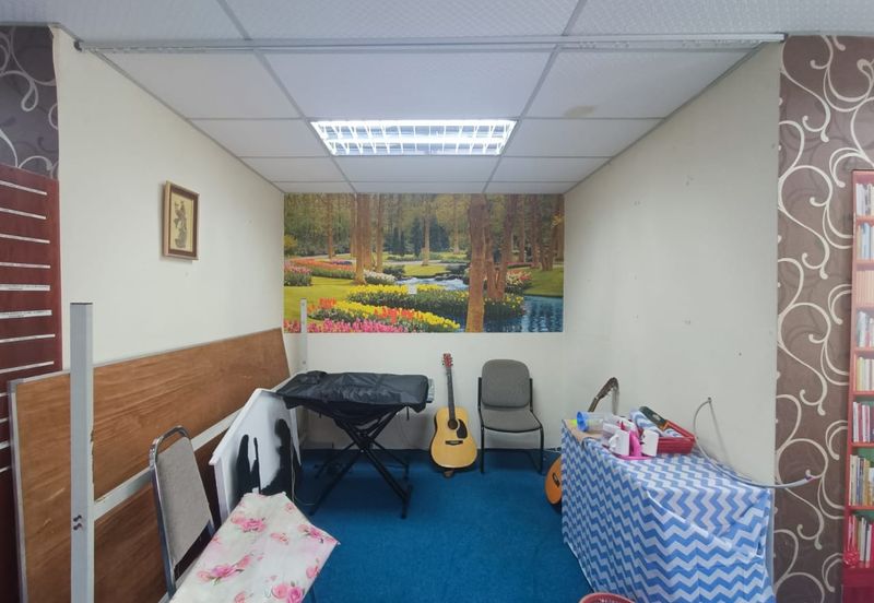 Nice Second Floor Fully Furnish Office @ Plaza Mahkota Melaka for Sale