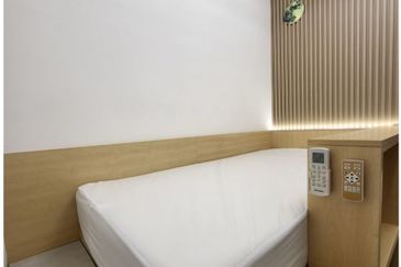 Yolo Signature Suites