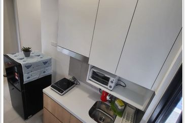 Yolo Signature Suites