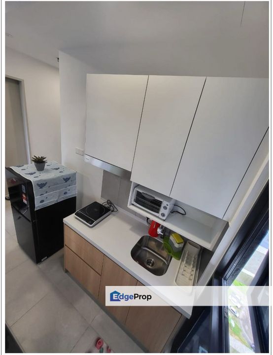 YOLO Signature Suite, Professional ID design Corner Unit Fully Furnished 2rooms 1bath, Selangor, Petaling Jaya