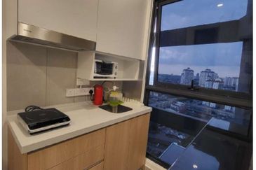 Yolo Signature Suites