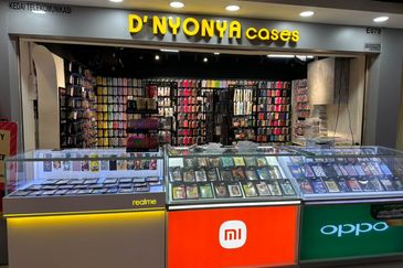 Melaka Raya Dataran Pahlawan Megamall Shopping Lot for Sale 