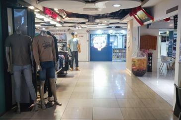 Melaka Raya Dataran Pahlawan Megamall Shopping Lot for Sale 