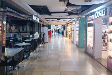 Melaka Raya Dataran Pahlawan Megamall Shopping Lot for Sale 
