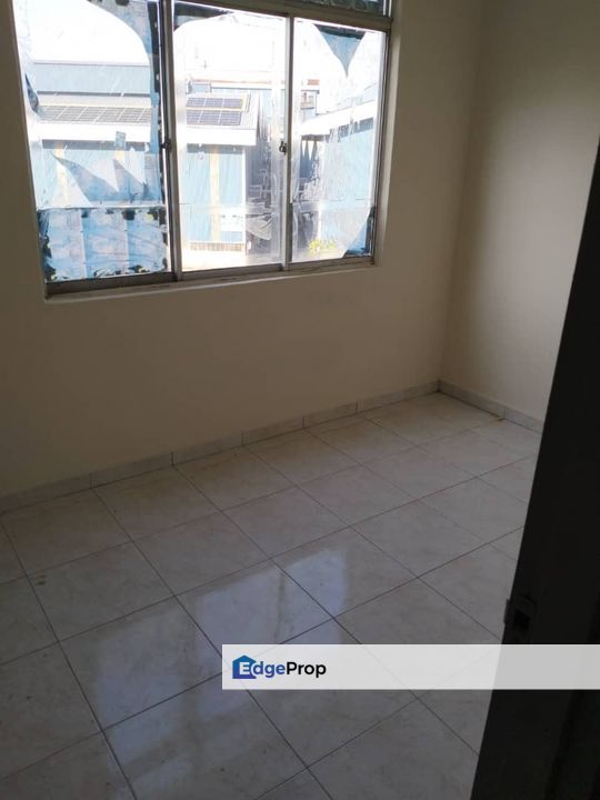First Floor Aparment Harmoni Sungai Buloh for Sale, Selangor, Damansara Damai