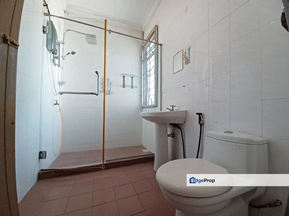 SS4, PETALING JAYA, SELANGOR ✨ Freehold 5BR 2-Storey Terrace | Investment-Grade Peace | Walk to Kelana Jaya LRT, Selangor, Petaling Jaya