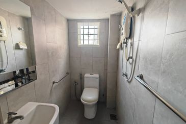 Subang Perdana Goodyear Court 8