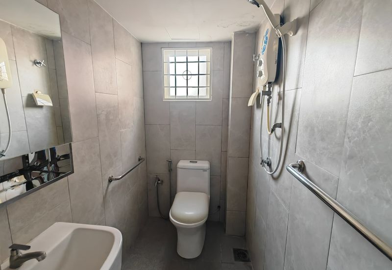 Subang Perdana Goodyear Court 8