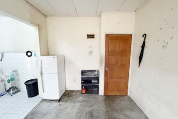 Pangsapuri Sri Melewar