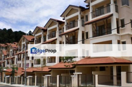 Rare Corner Lot Townhouse with Land - Jalan Amansiara 2/4, RM488k, Selangor, Rawang