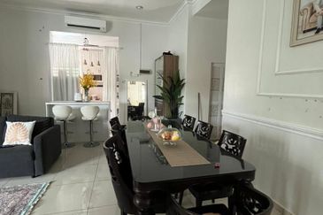 🏡 Freehold Bungalow House for Sale – Prime Location near Bandar Maharani!