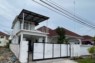 🏡 Freehold Bungalow House for Sale – Prime Location near Bandar Maharani!