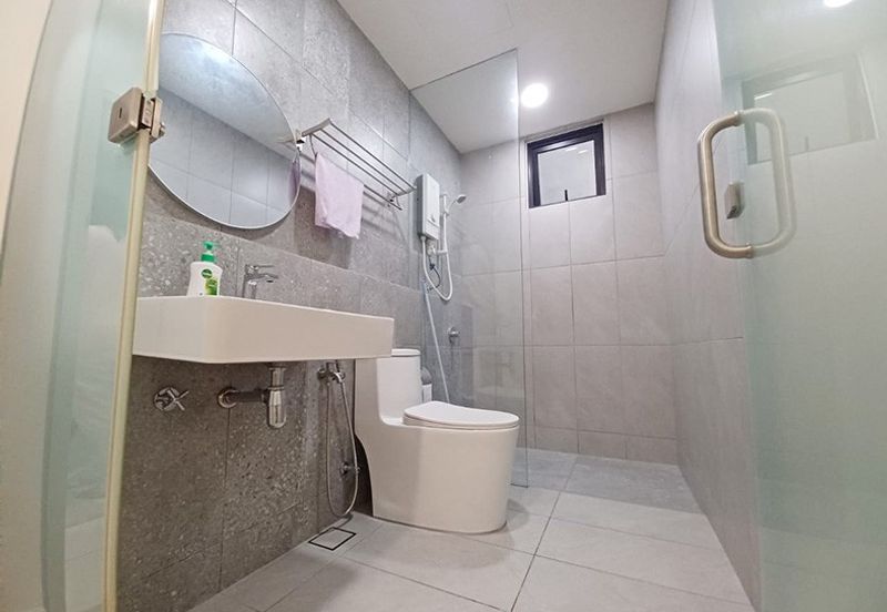 Emerald 9 Condominium