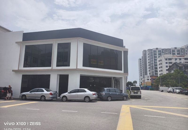 Pusat Perniagaan Raja Uda