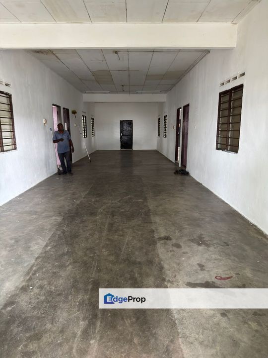 🏠 Spacious House for Rent – Ideal for Staff Accommodation @ Lunas, Kedah, Kedah, Kulim