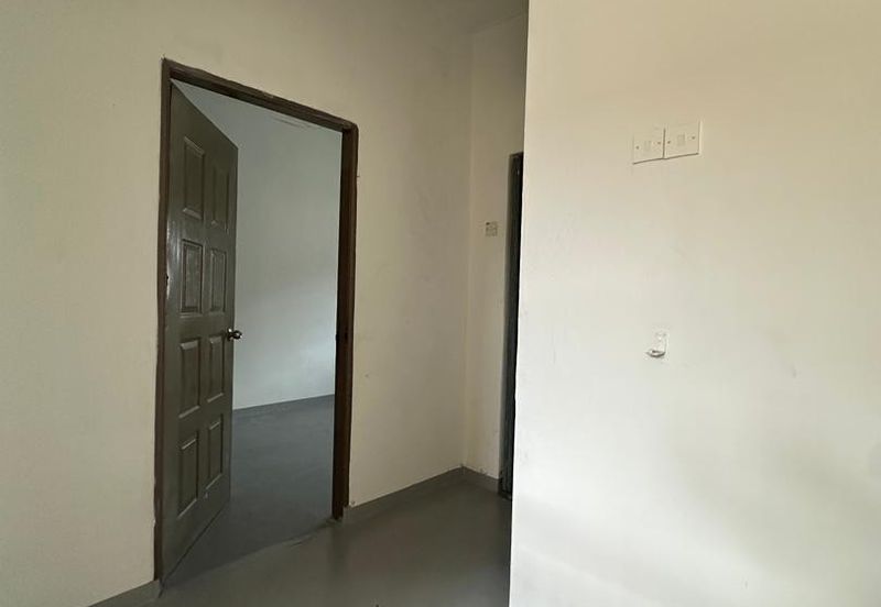🏡 End Lot Double-Storey House for Rent – Taman KTC 3, Kulim, Kedah