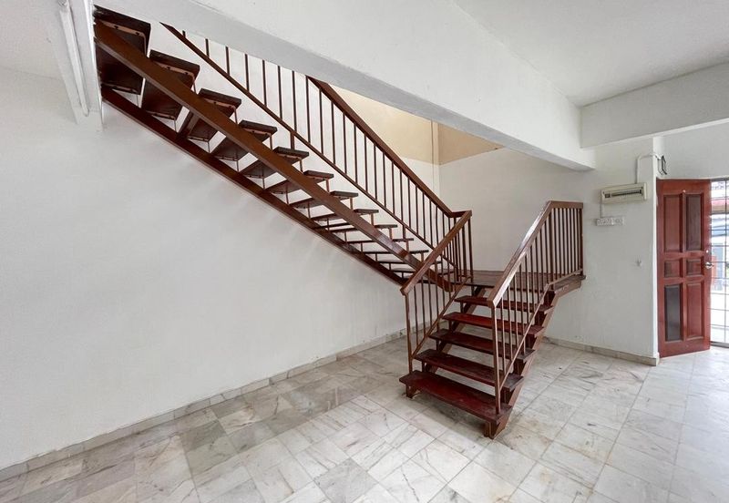 🏡 End Lot Double-Storey House for Rent – Taman KTC 3, Kulim, Kedah