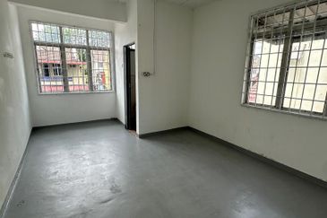 🏡 End Lot Double-Storey House for Rent – Taman KTC 3, Kulim, Kedah