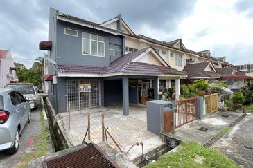 🏡 End Lot Double-Storey House for Rent – Taman KTC 3, Kulim, Kedah