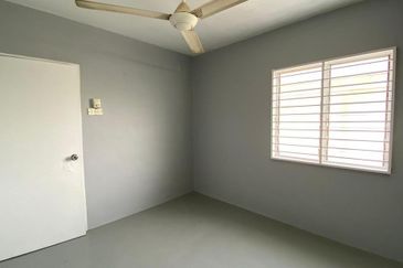 🏡 Batu Kawan 2-Storey Terrace House for Rent – Strategic Location!