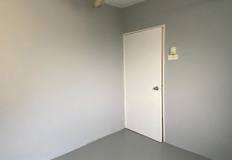 🏡 Batu Kawan 2-Storey Terrace House for Rent – Strategic Location!