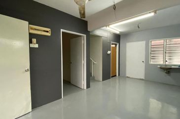 🏡 Batu Kawan 2-Storey Terrace House for Rent – Strategic Location!