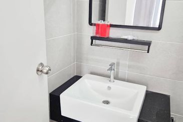 🔥🔥 Emerald Residence Condominium @ Bayan Lepas for rent