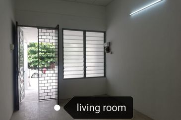 Bayan lepas single storey house for RENT RM2000/MONTH