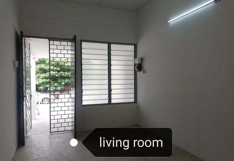 Bayan lepas single storey house for RENT RM2000/MONTH