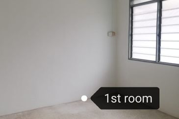 Bayan lepas single storey house for RENT RM2000/MONTH